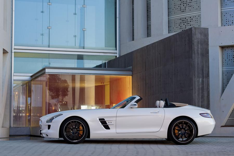  Mercedes-Benz SLS AMG Roadster 2011 года  (фото 119 из 183)